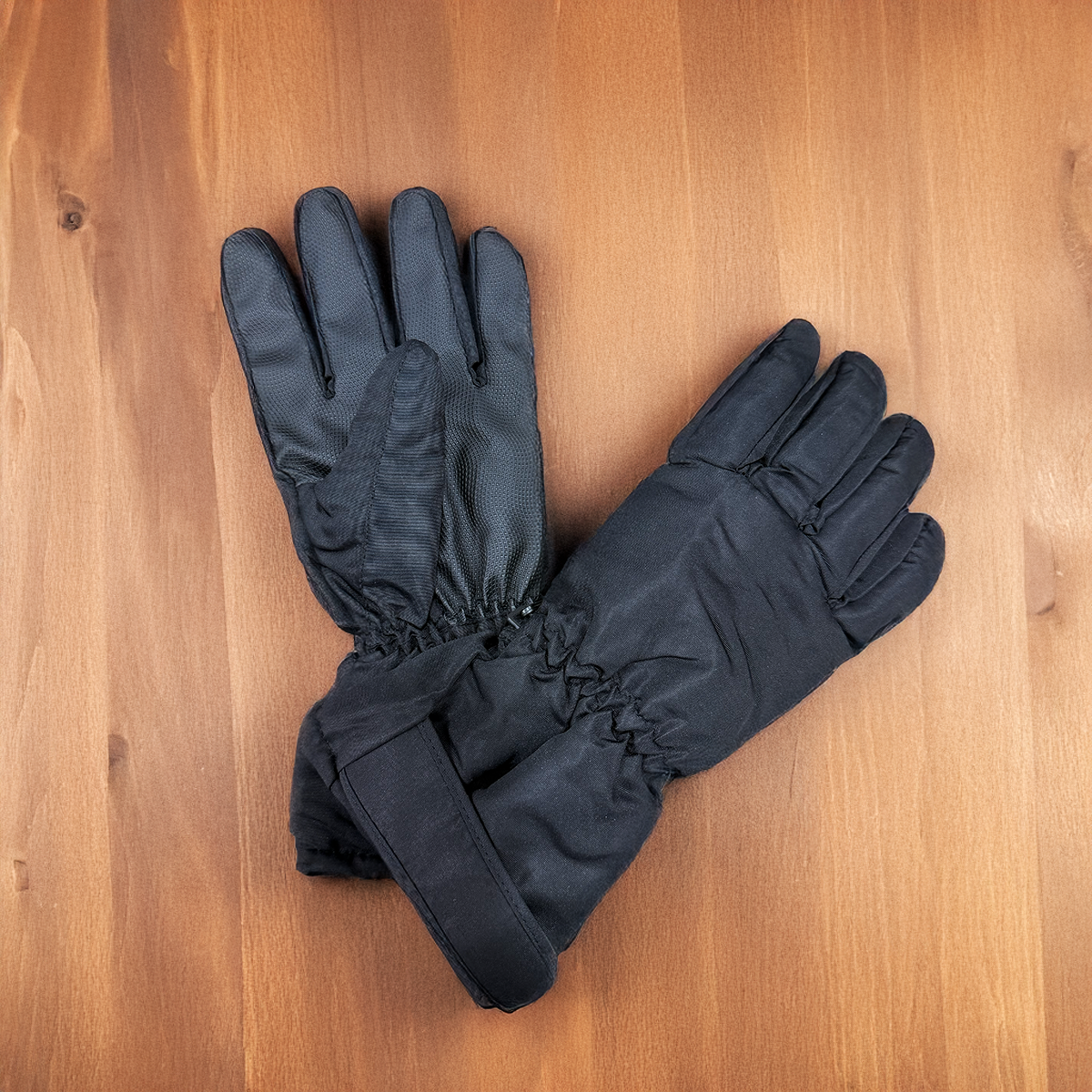 Black Insulated Winter Gloves